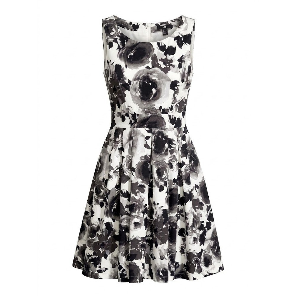 H&M Dress Womens 4 Black White Floral Fit Flare Dark Academia Gothic Romance